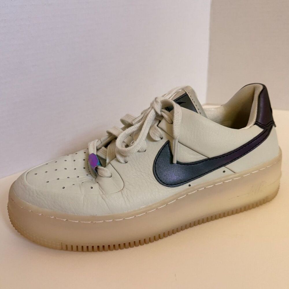 Nike Air Force 1 Sage Low LX Spruce Aura Iridescent Size 8.5 AR5409-003 Platform - Picture 4 of 14